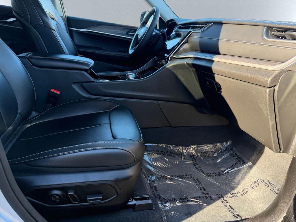 used 2023 Jeep Grand Cherokee car, priced at $30,768