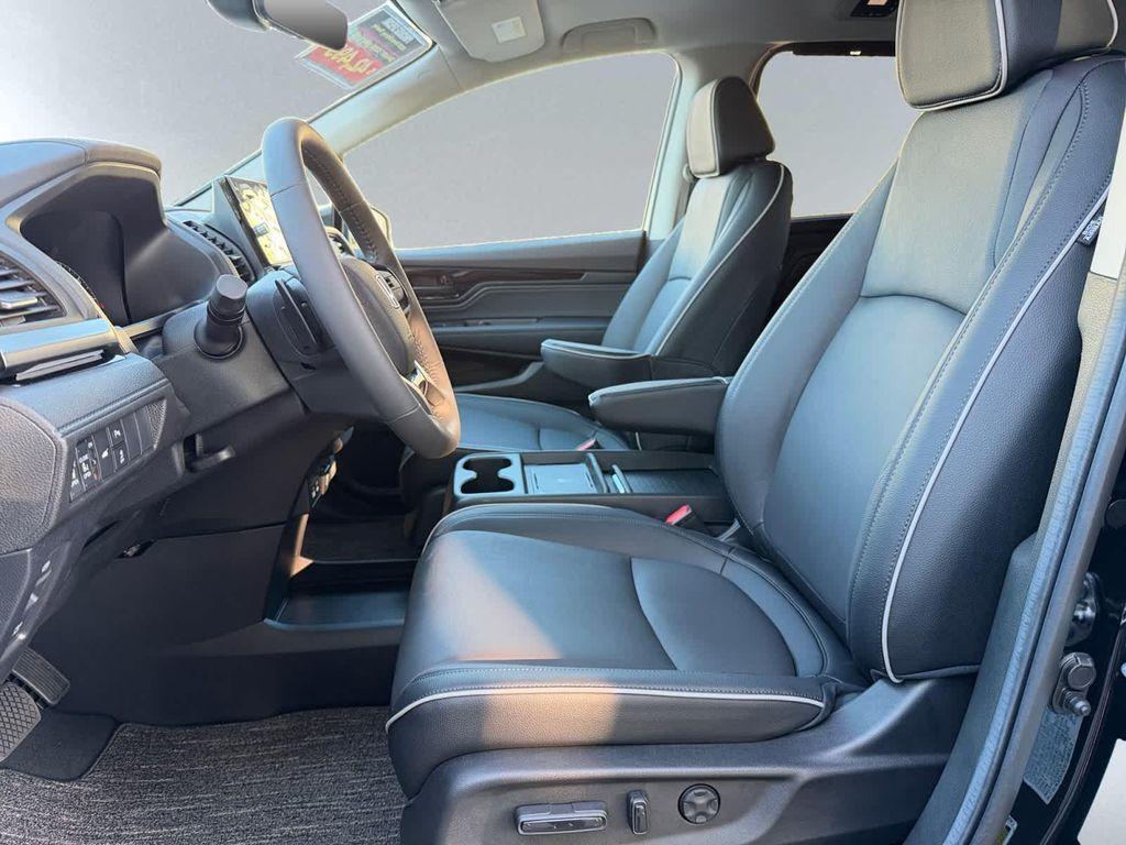 new 2026 Honda Odyssey car, priced at $49,489
