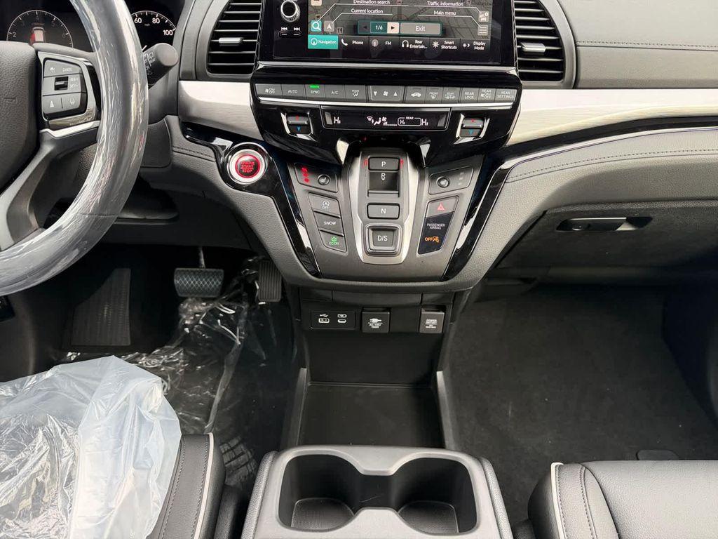 new 2026 Honda Odyssey car, priced at $48,990