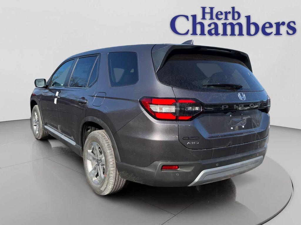 new 2025 Honda Pilot car, priced at $47,095