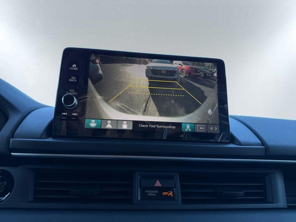 new 2025 Honda Pilot car, priced at $47,095