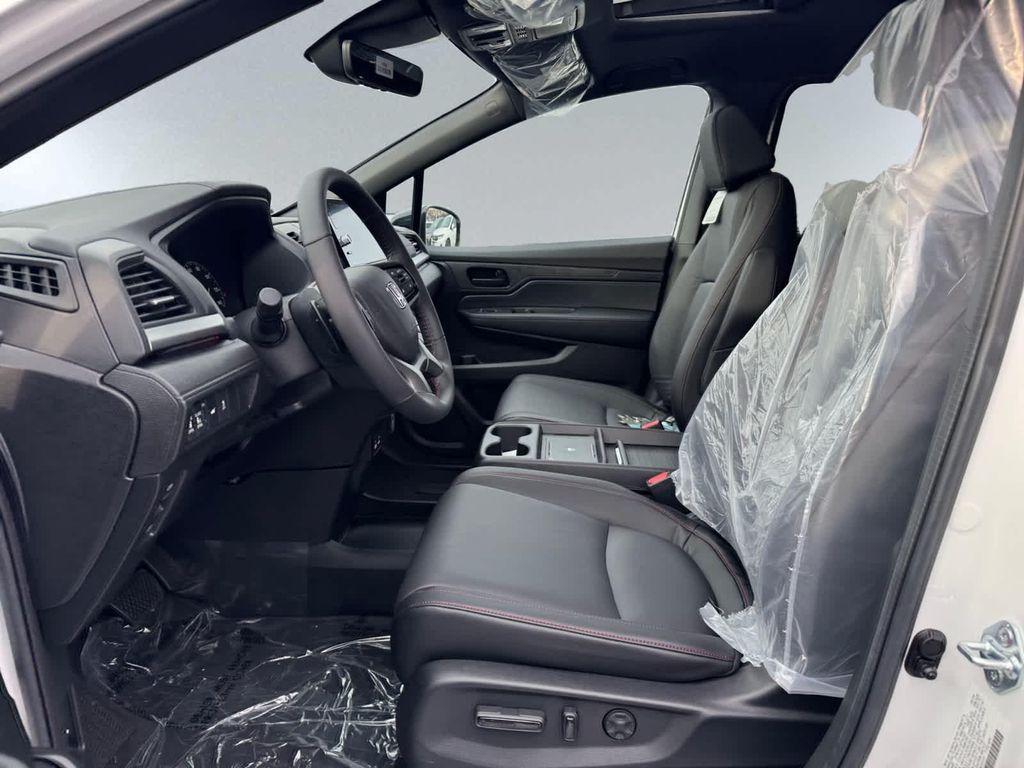 new 2026 Honda Odyssey car, priced at $45,845