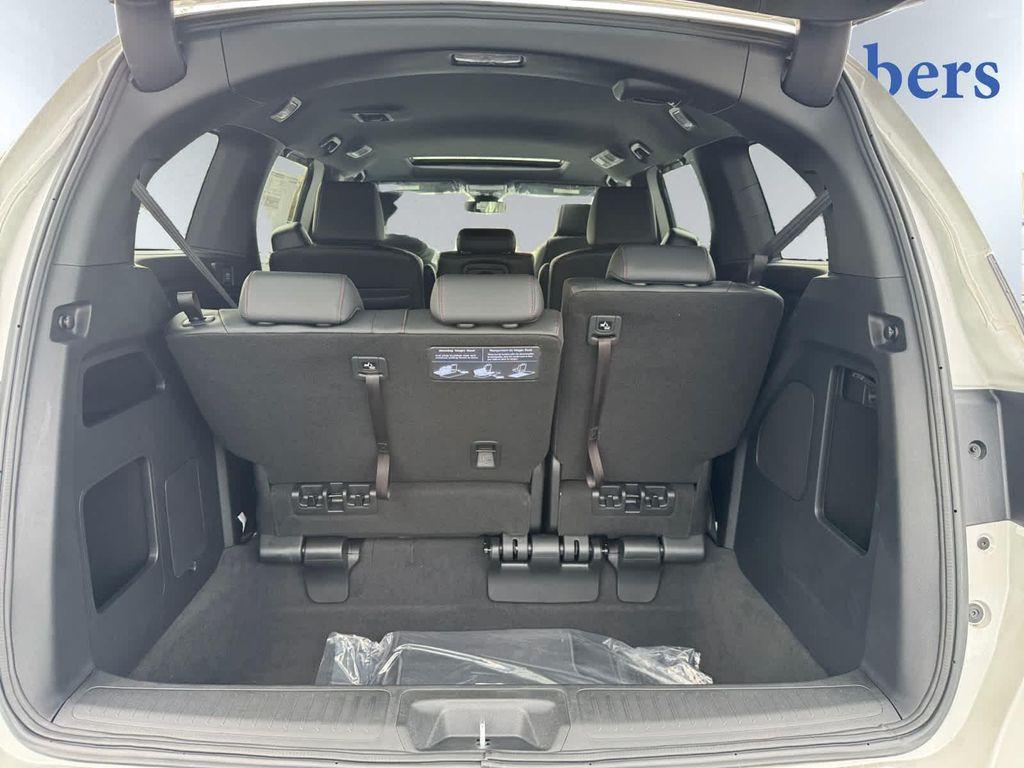 new 2026 Honda Odyssey car, priced at $45,845
