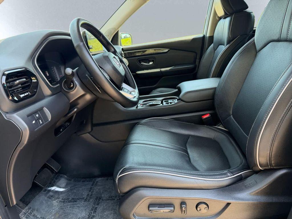 used 2023 Honda Pilot car, priced at $40,157