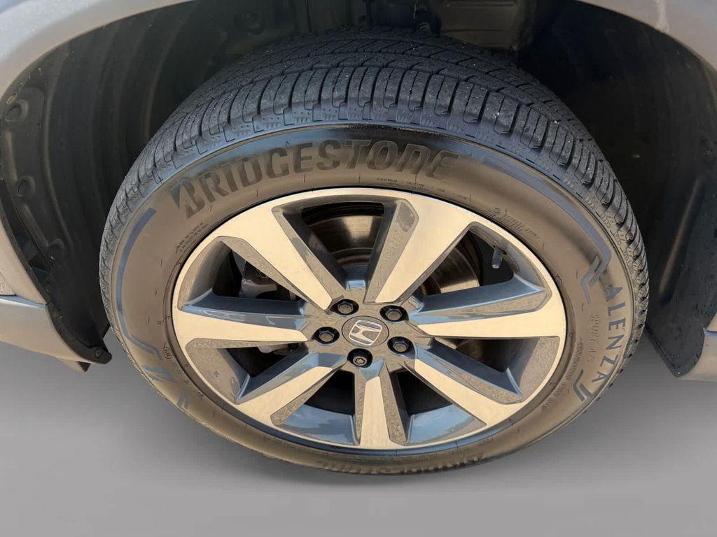 used 2023 Honda Pilot car, priced at $40,157