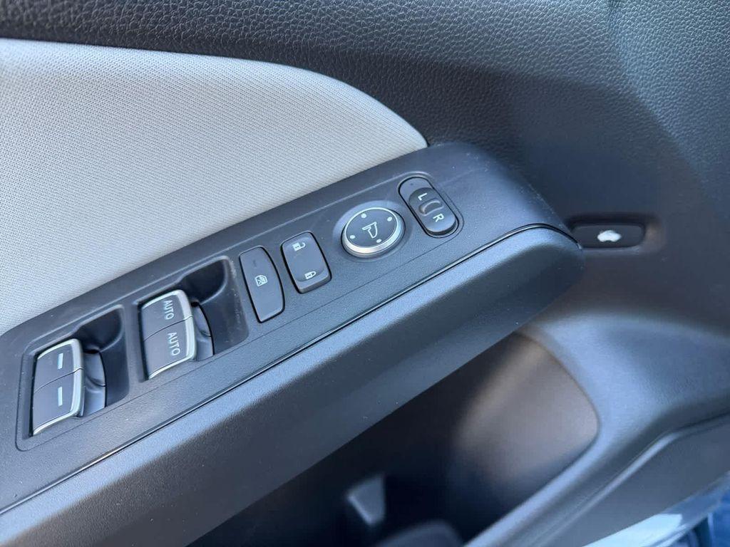 new 2026 Honda Civic Hybrid car, priced at $30,490