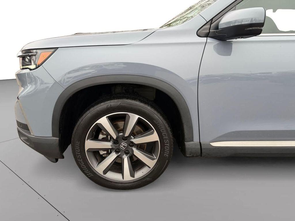 used 2023 Honda Pilot car, priced at $40,888