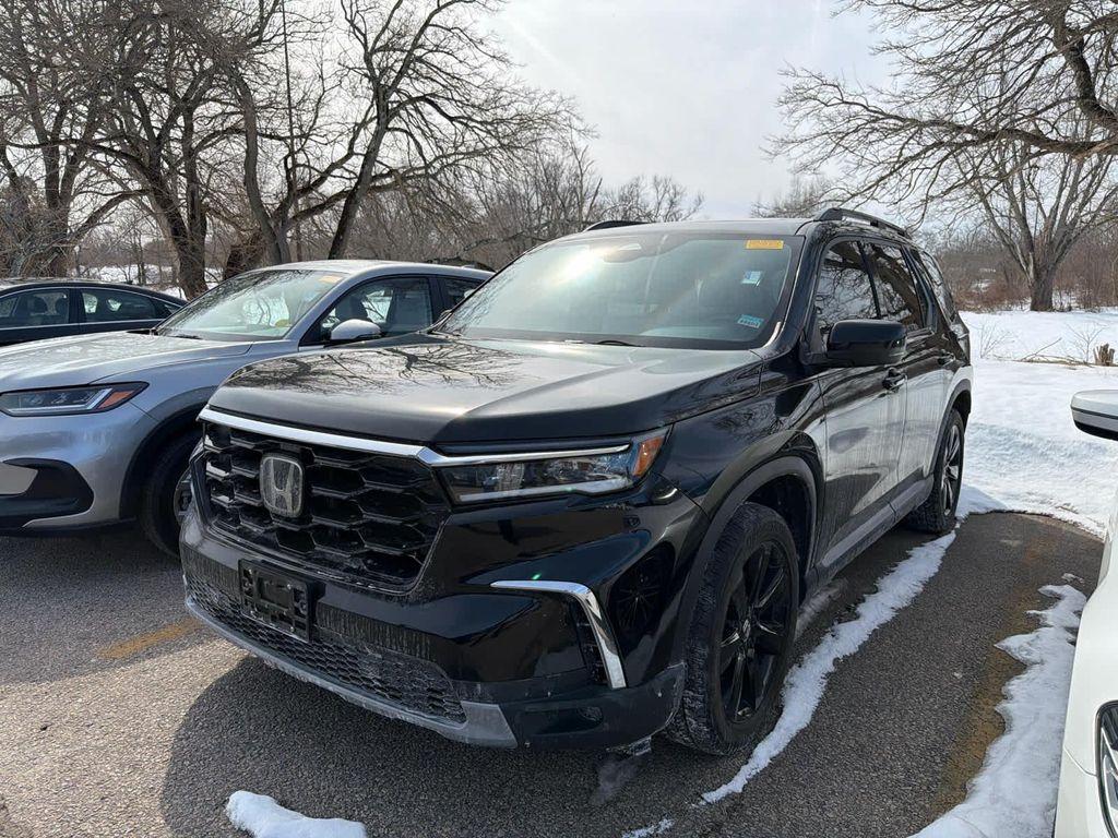 used 2023 Honda Pilot car, priced at $38,468