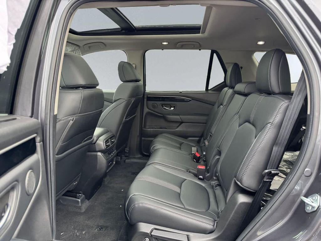 new 2026 Honda Pilot car, priced at $52,590