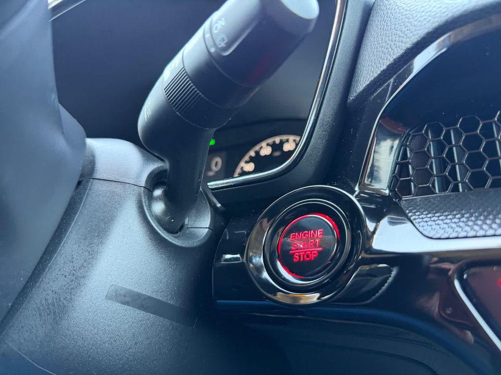 used 2025 Honda CR-V car, priced at $35,968