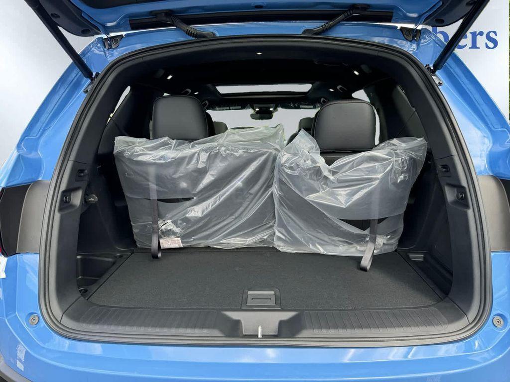 new 2025 Honda Pilot car, priced at $51,350