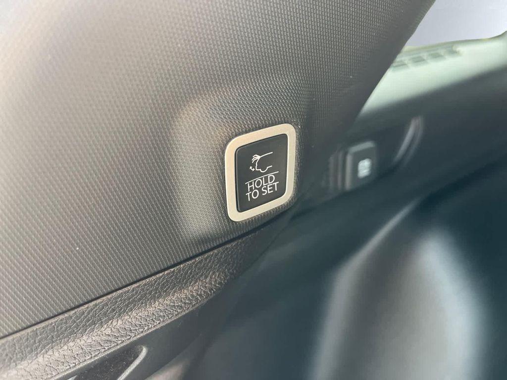 used 2023 Jeep Grand Cherokee car, priced at $28,467
