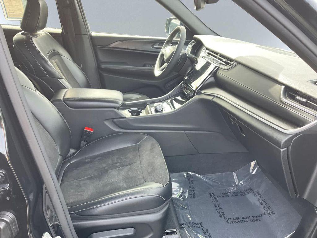 used 2023 Jeep Grand Cherokee car, priced at $28,467
