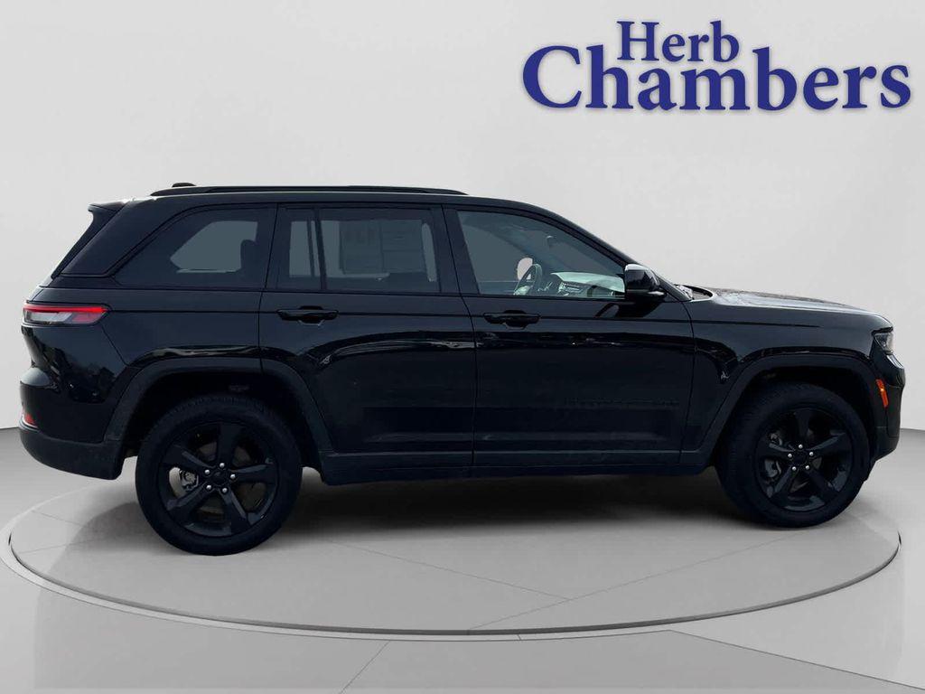 used 2023 Jeep Grand Cherokee car, priced at $28,467