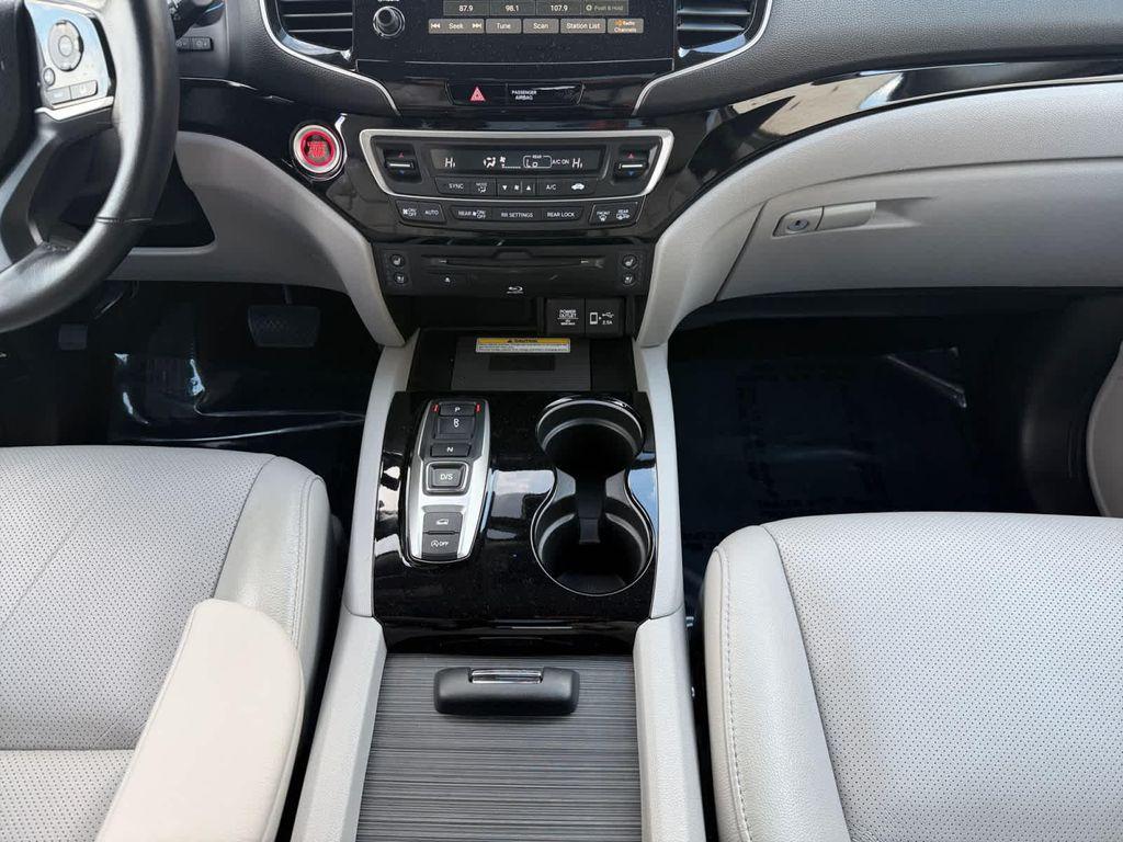 used 2021 Honda Pilot car, priced at $21,467