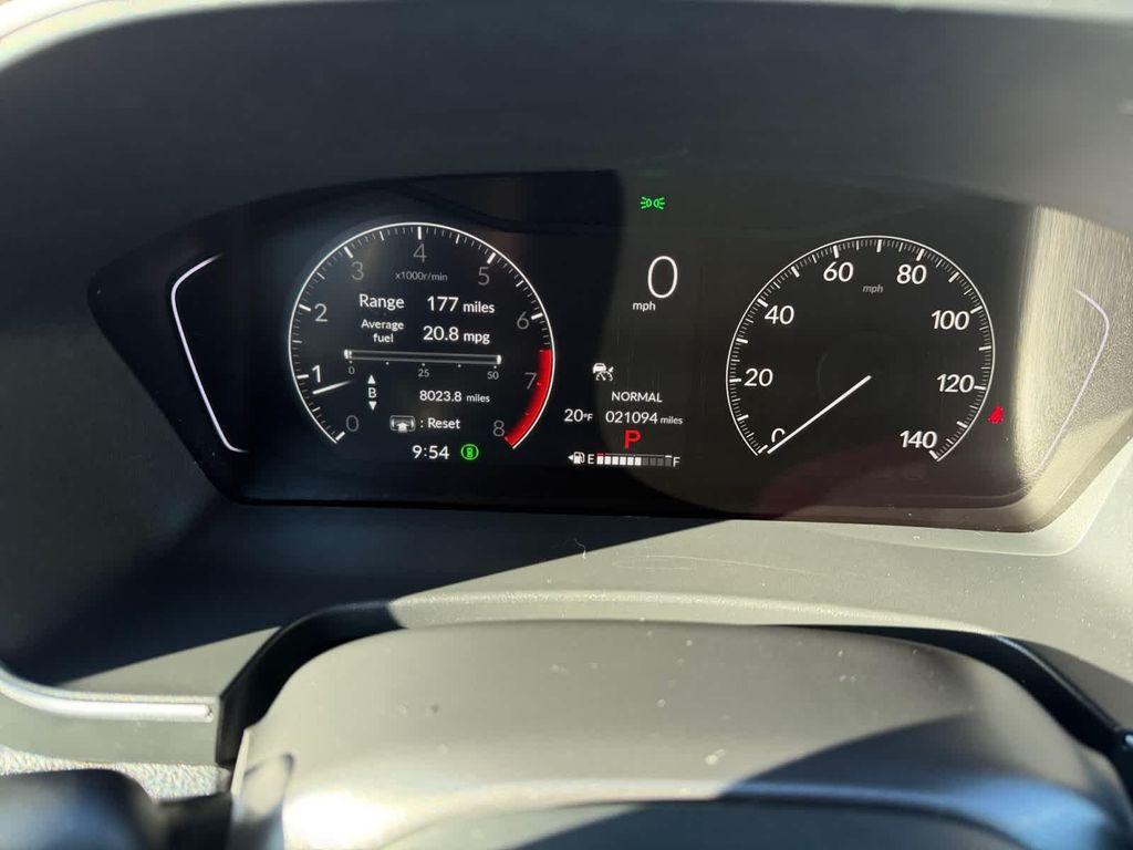 used 2025 Honda Pilot car, priced at $35,968