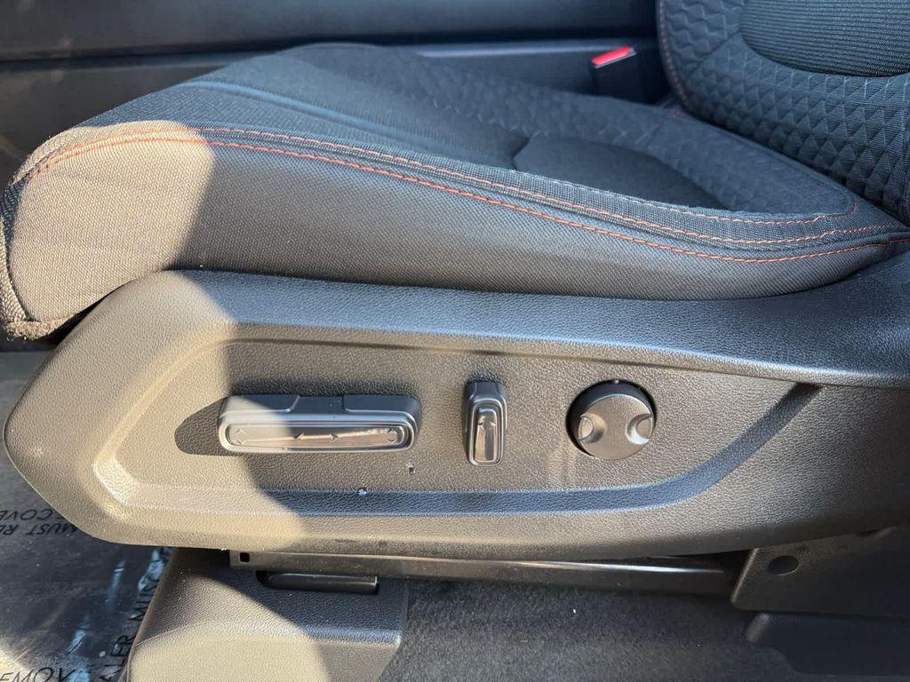 used 2025 Honda Pilot car, priced at $35,968