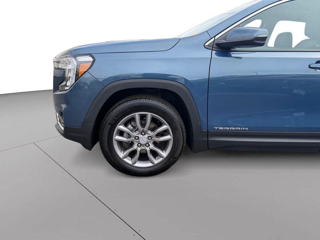 used 2024 GMC Terrain car, priced at $27,987