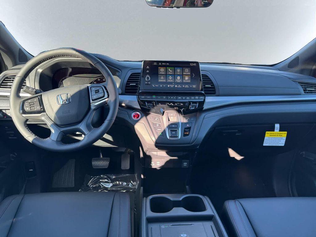 new 2026 Honda Odyssey car, priced at $45,845