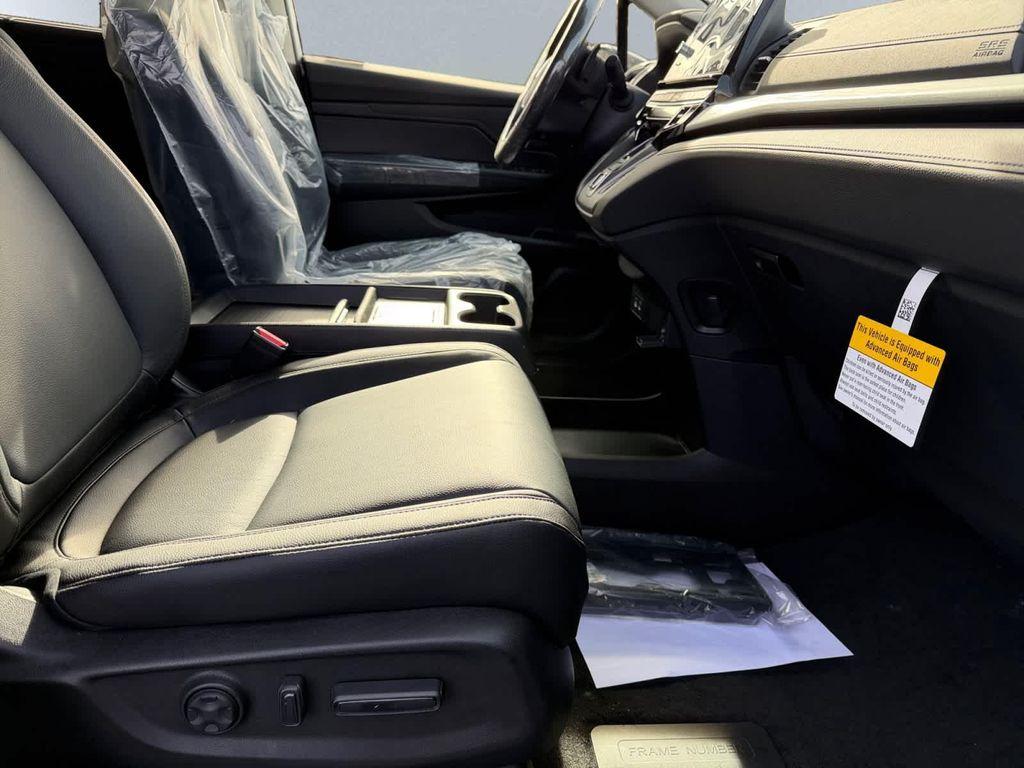 new 2026 Honda Odyssey car, priced at $44,745