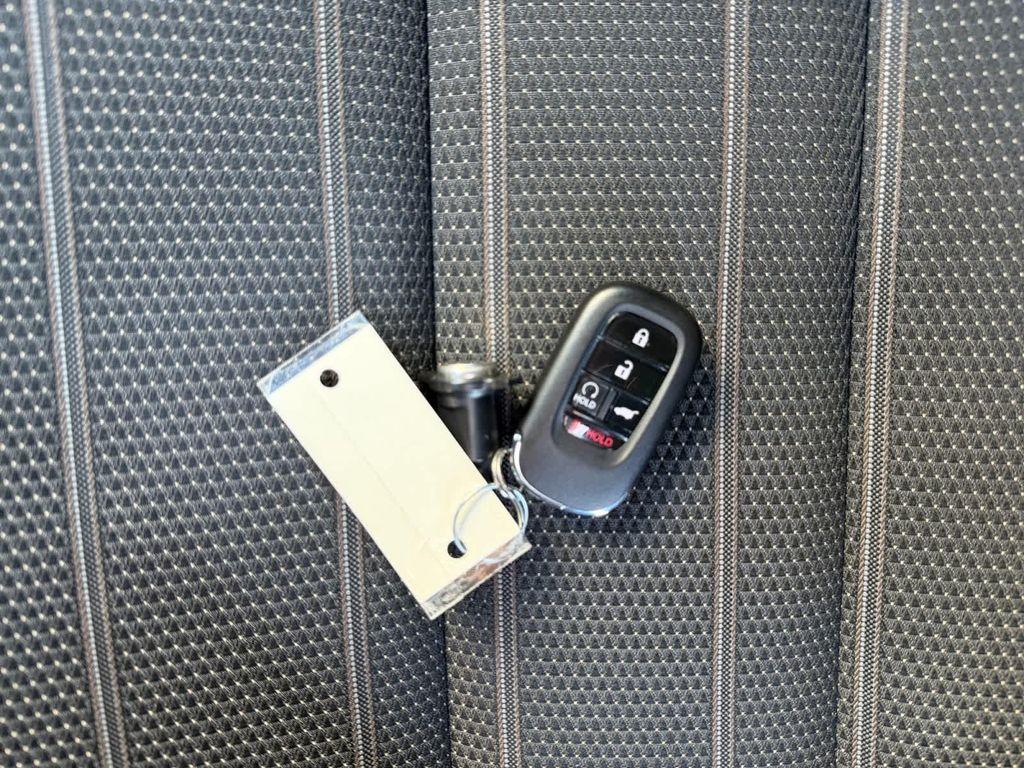 used 2024 Honda CR-V Hybrid car, priced at $33,788