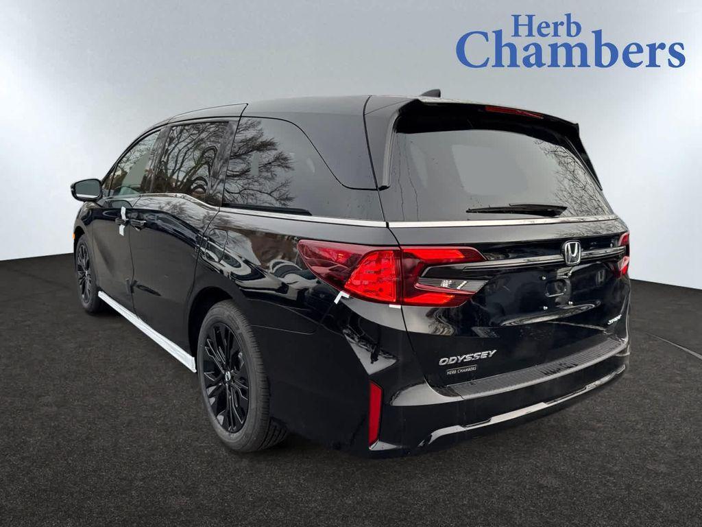 new 2026 Honda Odyssey car, priced at $45,390
