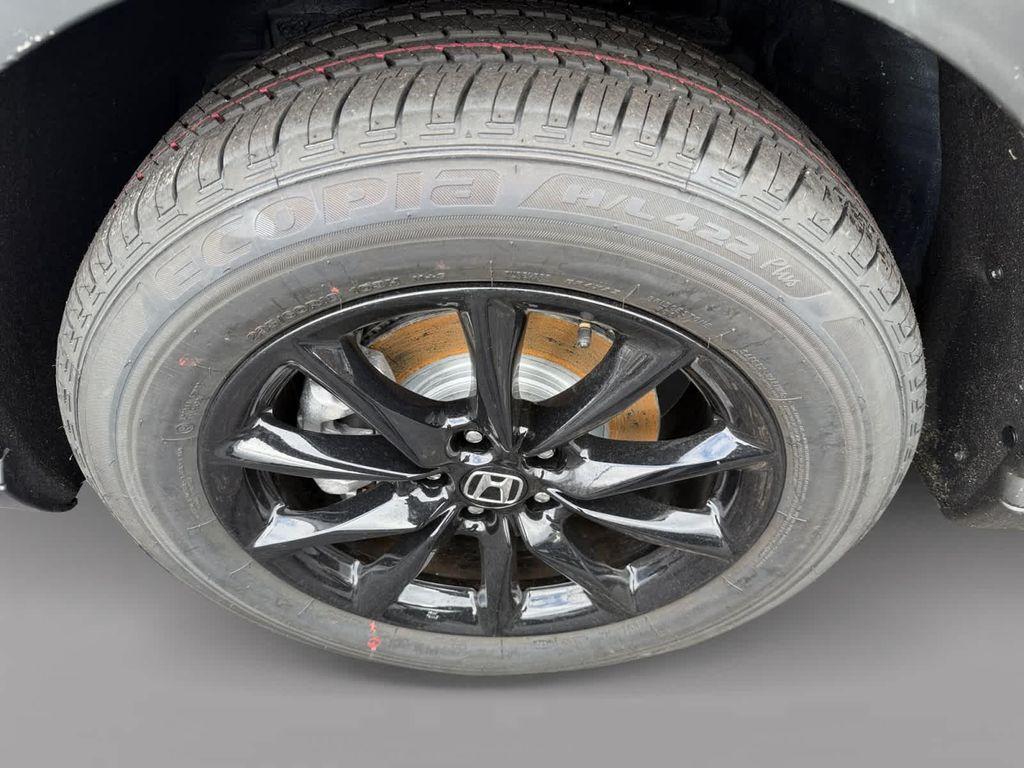 new 2026 Honda CR-V Hybrid car, priced at $38,580