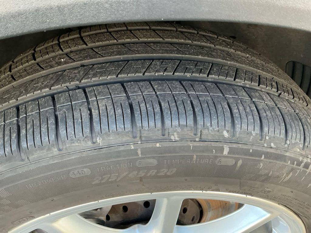used 2021 Porsche Cayenne car, priced at $34,087