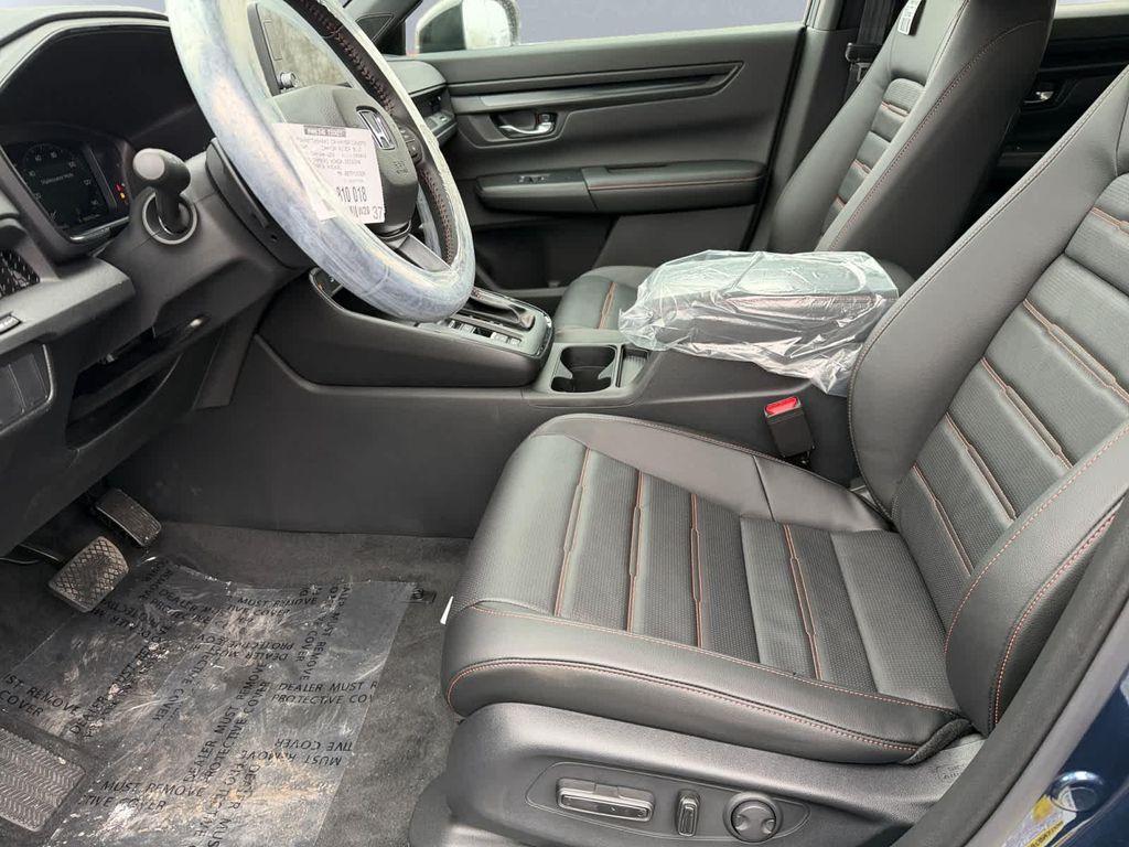 new 2026 Honda CR-V Hybrid car, priced at $41,675