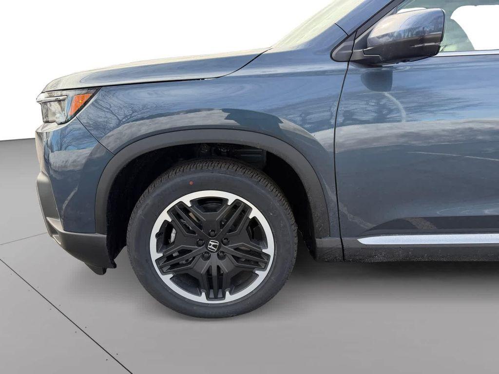 new 2026 Honda Pilot car, priced at $53,790