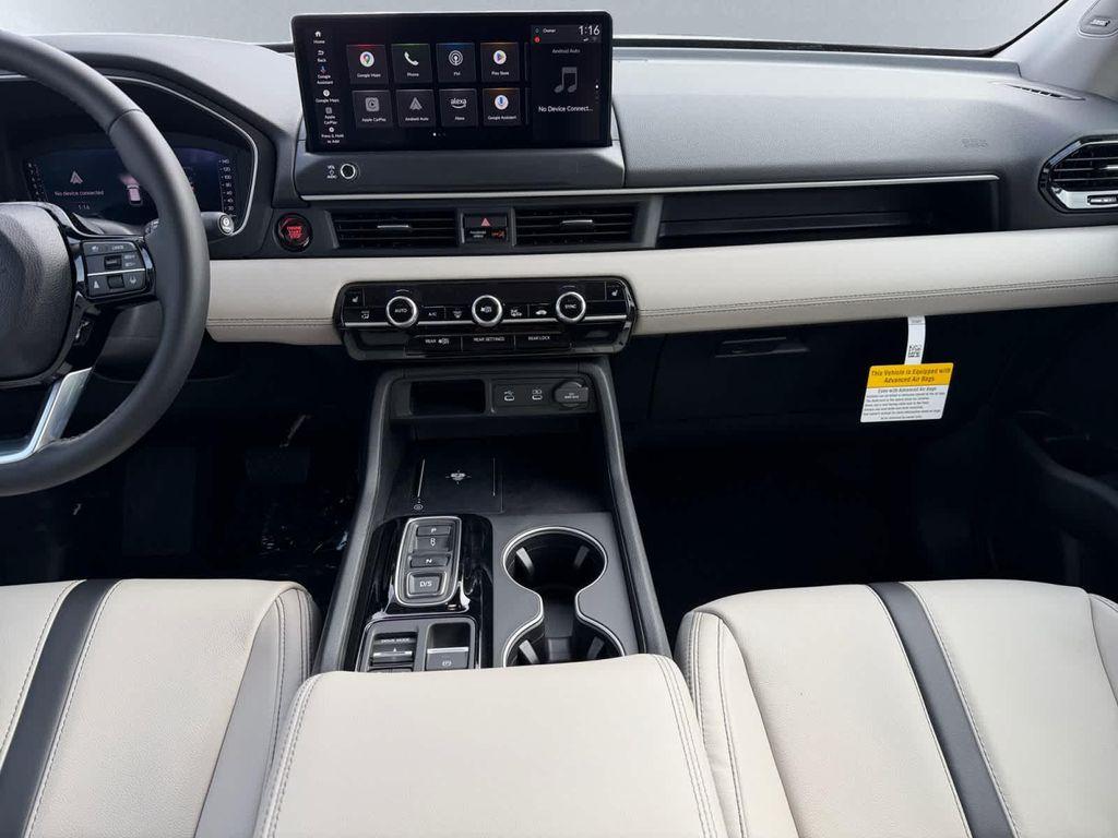 new 2026 Honda Pilot car, priced at $53,790