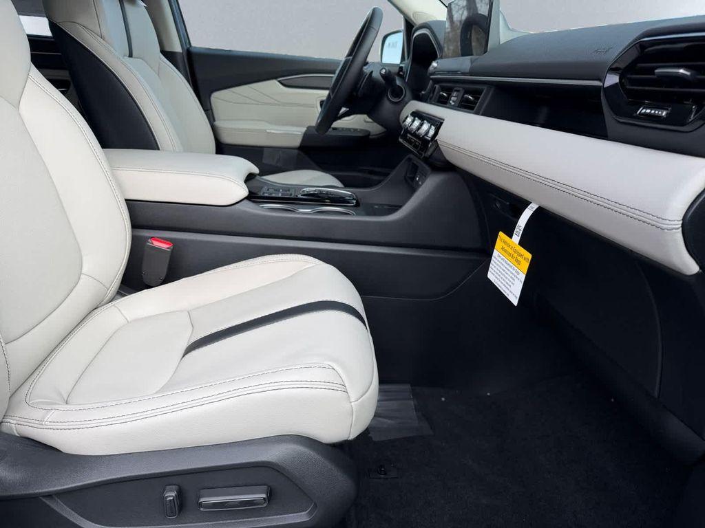 new 2026 Honda Pilot car, priced at $53,790