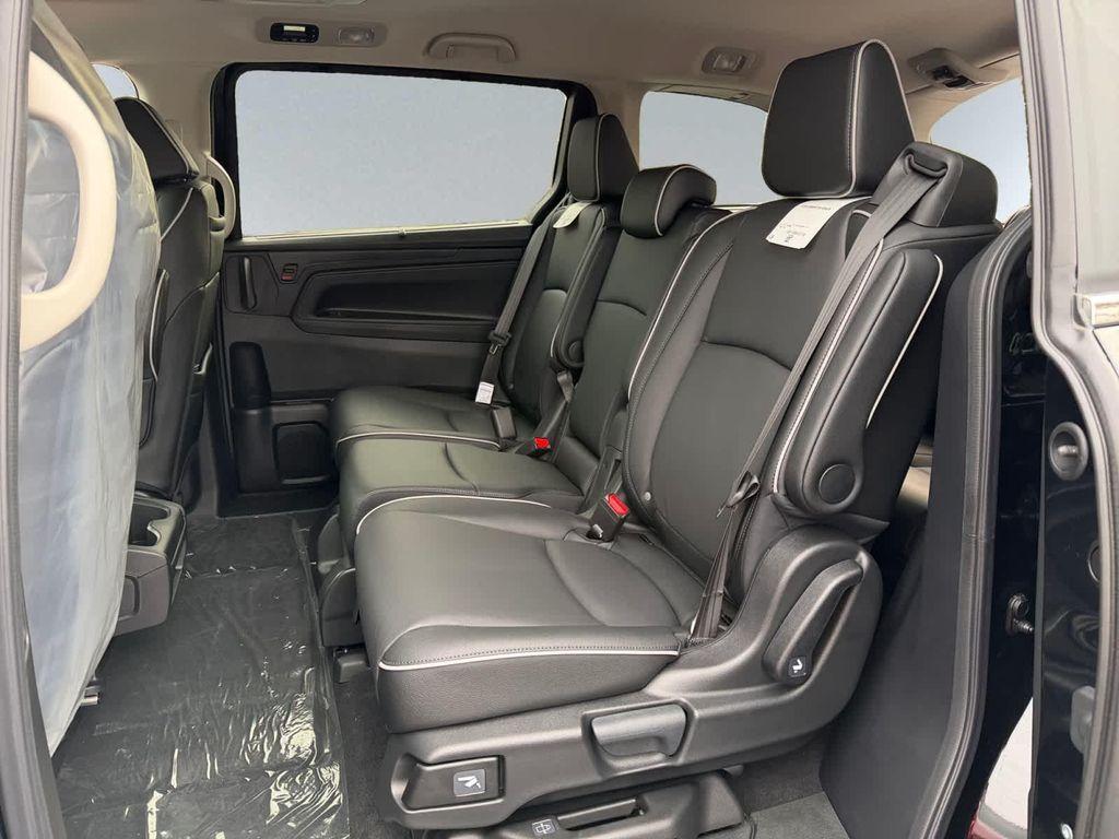 new 2026 Honda Odyssey car, priced at $48,990