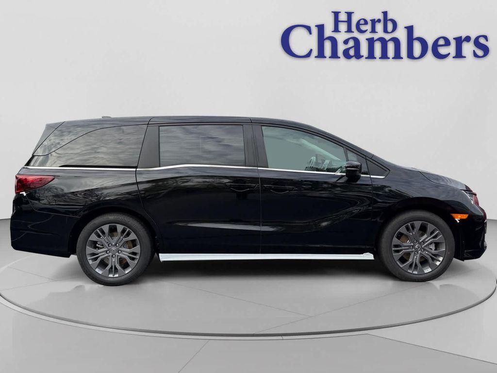 new 2026 Honda Odyssey car, priced at $48,990