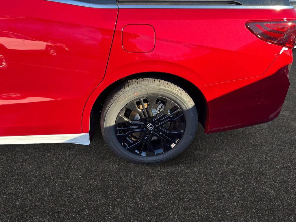 new 2026 Honda Odyssey car, priced at $45,845