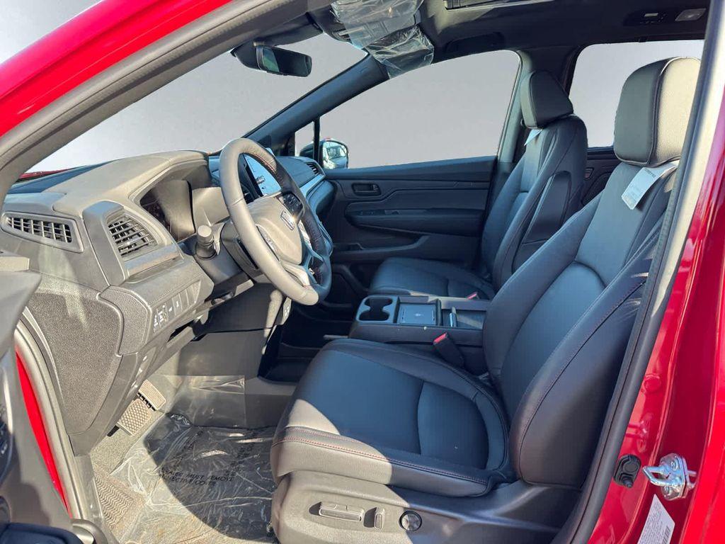 new 2026 Honda Odyssey car, priced at $45,845
