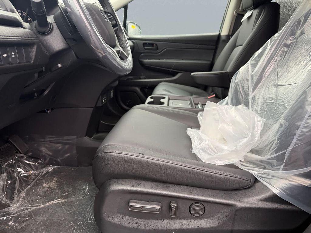 new 2026 Honda Odyssey car, priced at $44,745