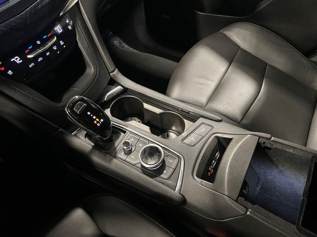 used 2024 Cadillac XT6 car, priced at $42,467