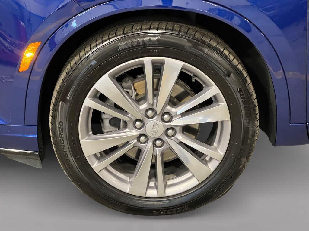 used 2024 Cadillac XT6 car, priced at $42,467