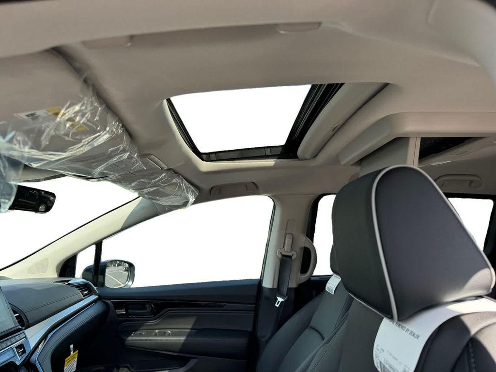 new 2026 Honda Odyssey car, priced at $48,990