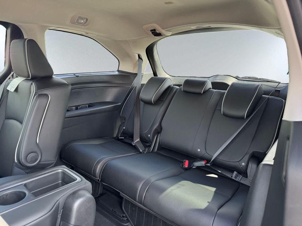 new 2026 Honda Odyssey car, priced at $48,990