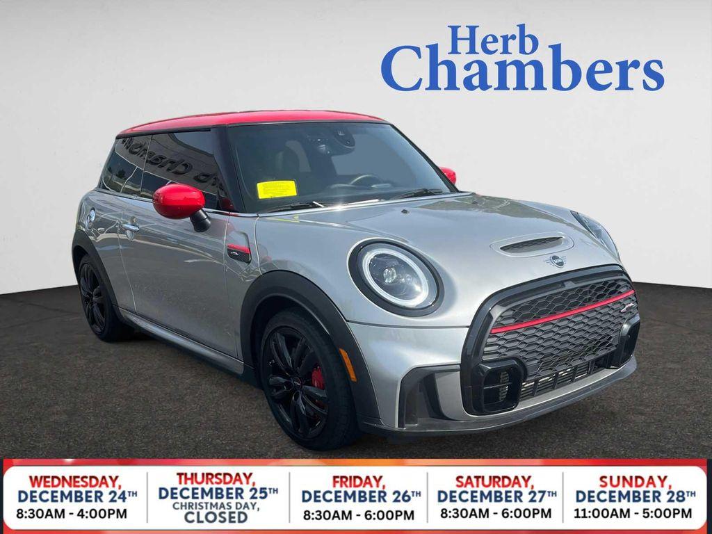 used 2024 MINI Hardtop car, priced at $26,488