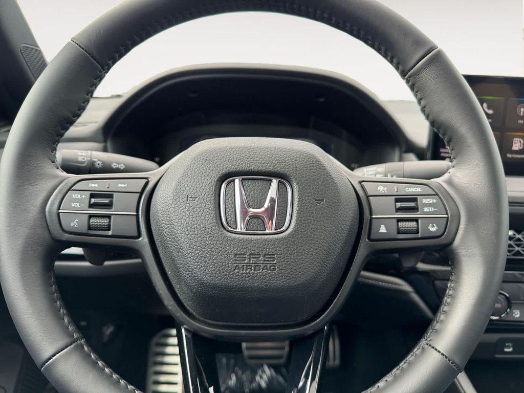 new 2025 Honda Accord Hybrid car, priced at $35,305