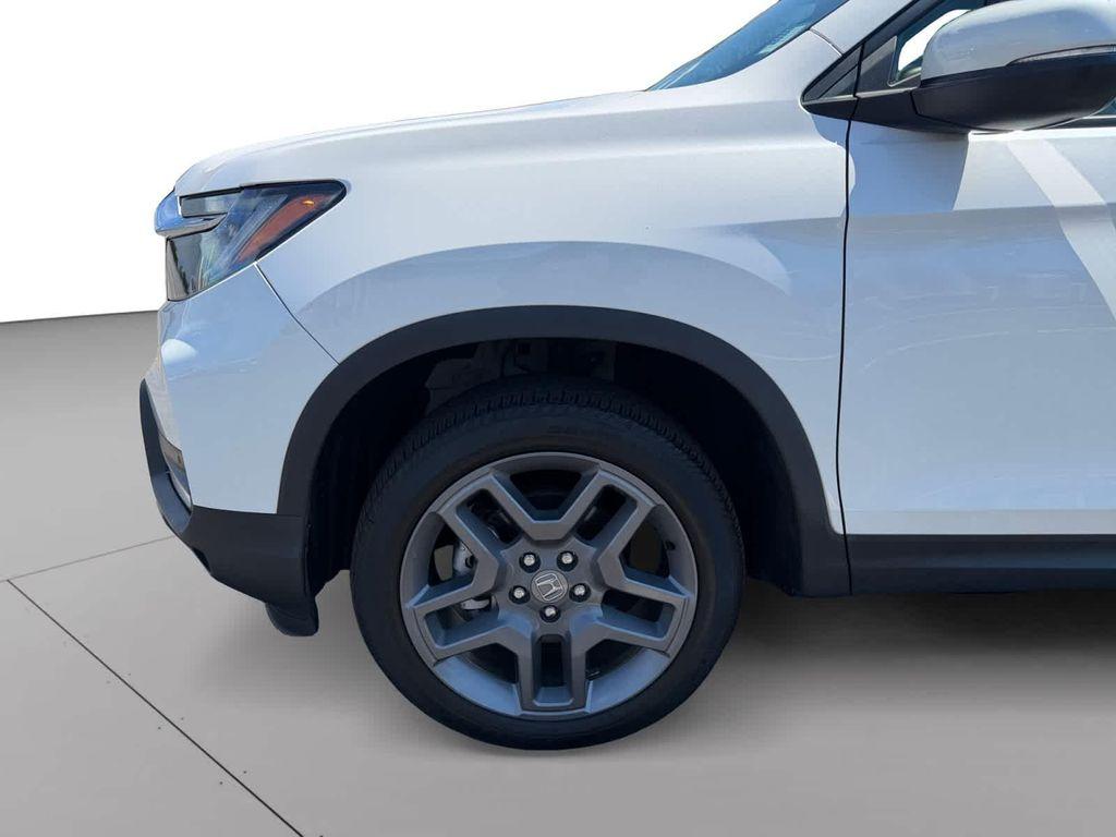 used 2023 Honda Passport car, priced at $33,467