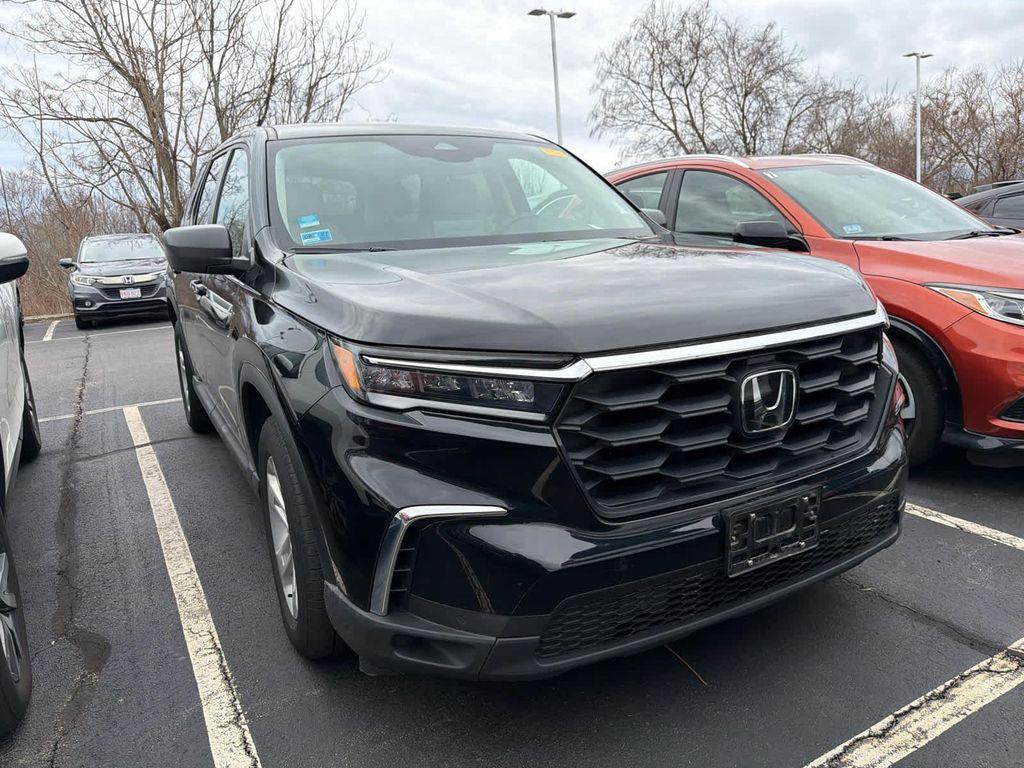 used 2023 Honda Pilot car, priced at $31,468