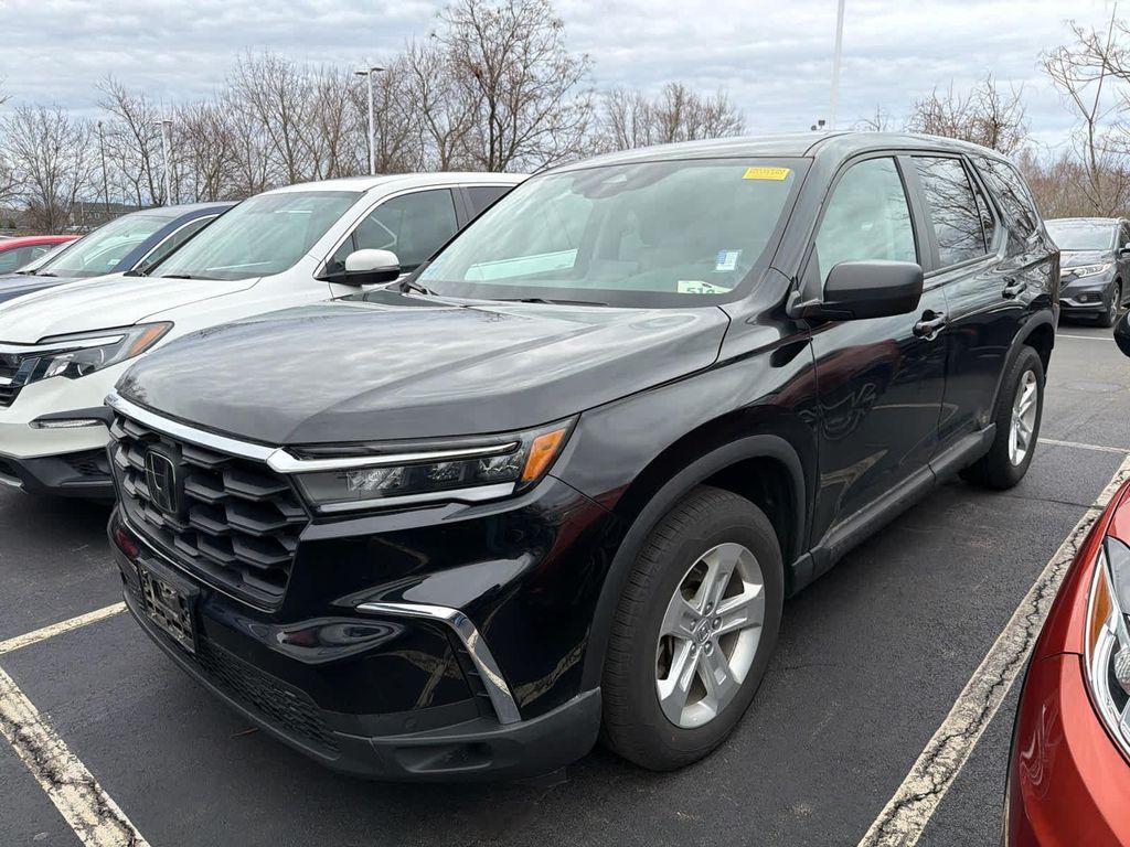 used 2023 Honda Pilot car, priced at $31,468