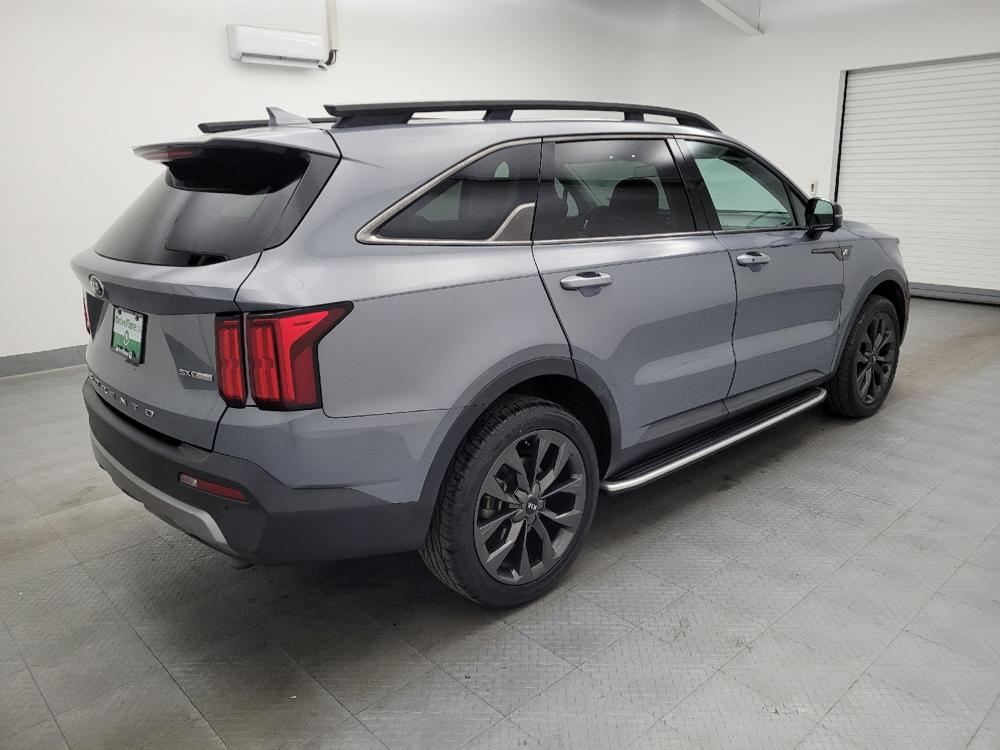 used 2021 Kia Sorento car, priced at $21,095