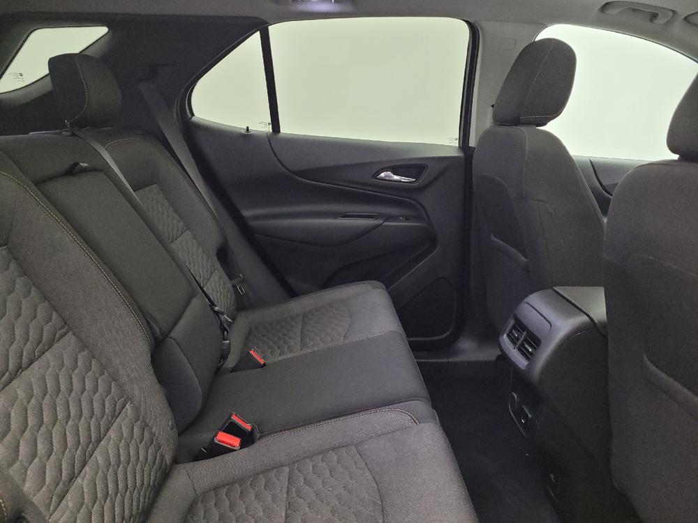 2018 White Chevrolet Equinox