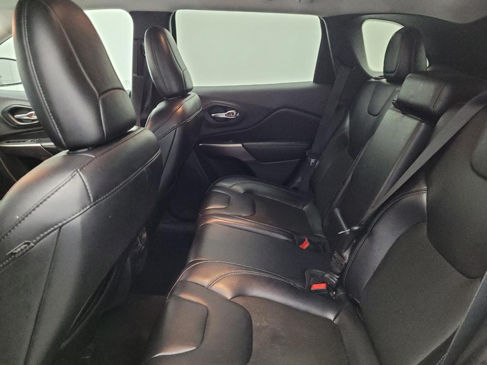 used 2020 Jeep Cherokee car, priced at $18,895