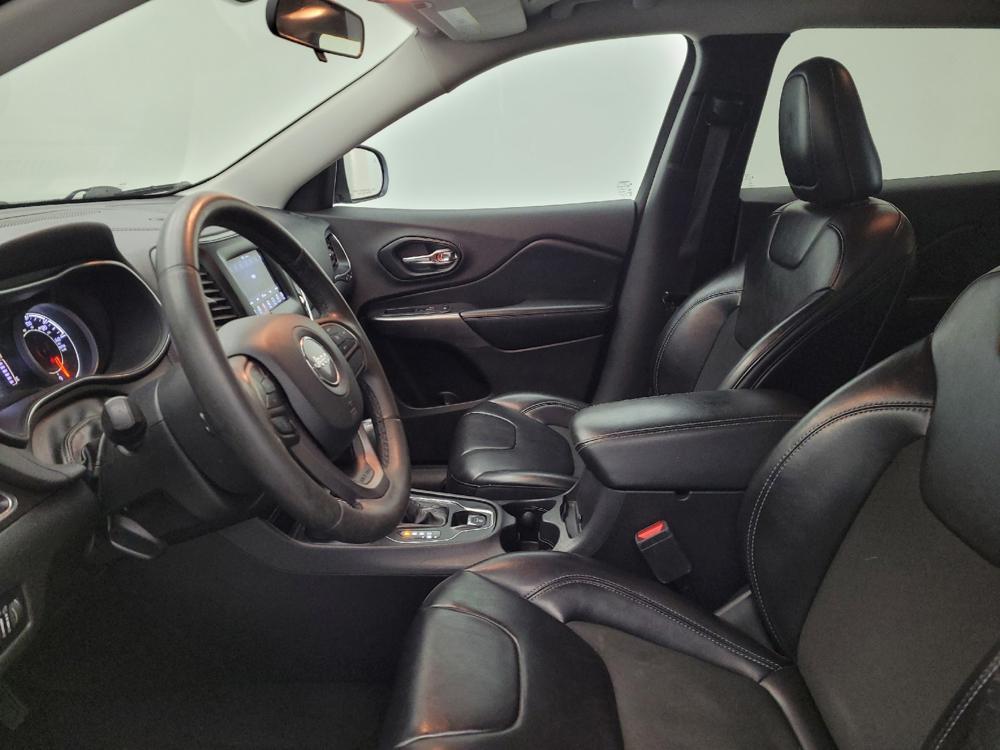 used 2020 Jeep Cherokee car, priced at $18,895